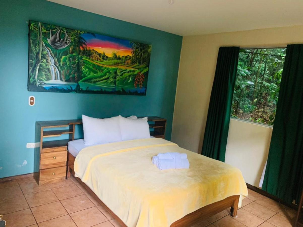 Hotel Quetzal Inn Monteverde Buitenkant foto