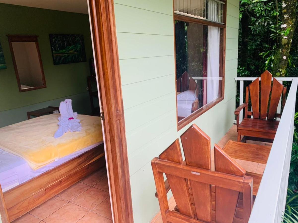 Hotel Quetzal Inn Monteverde Buitenkant foto