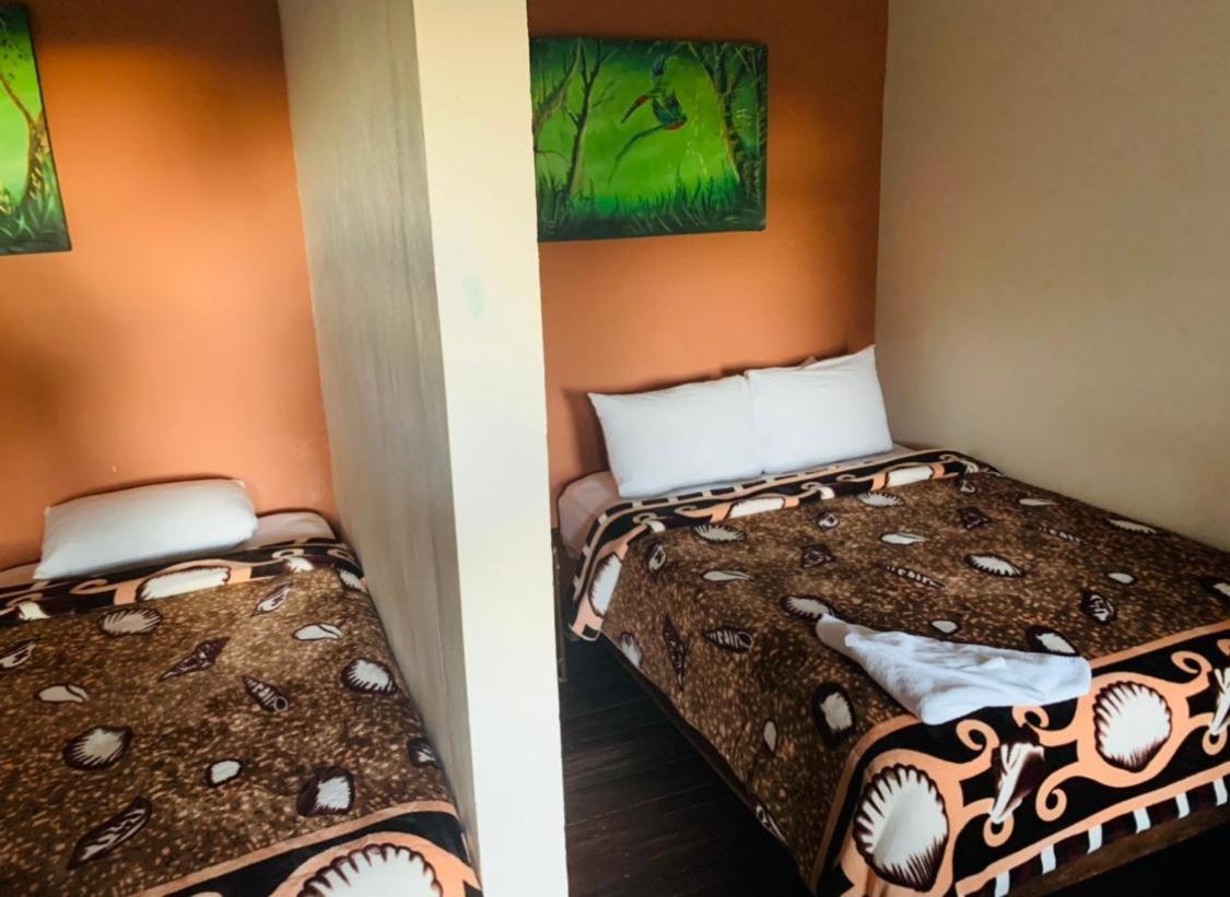 Hotel Quetzal Inn Monteverde Buitenkant foto