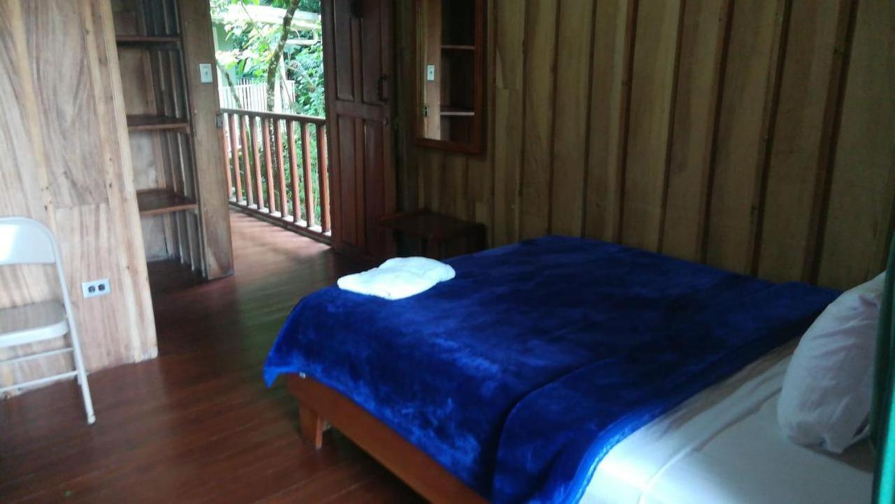 Hotel Quetzal Inn Monteverde Buitenkant foto
