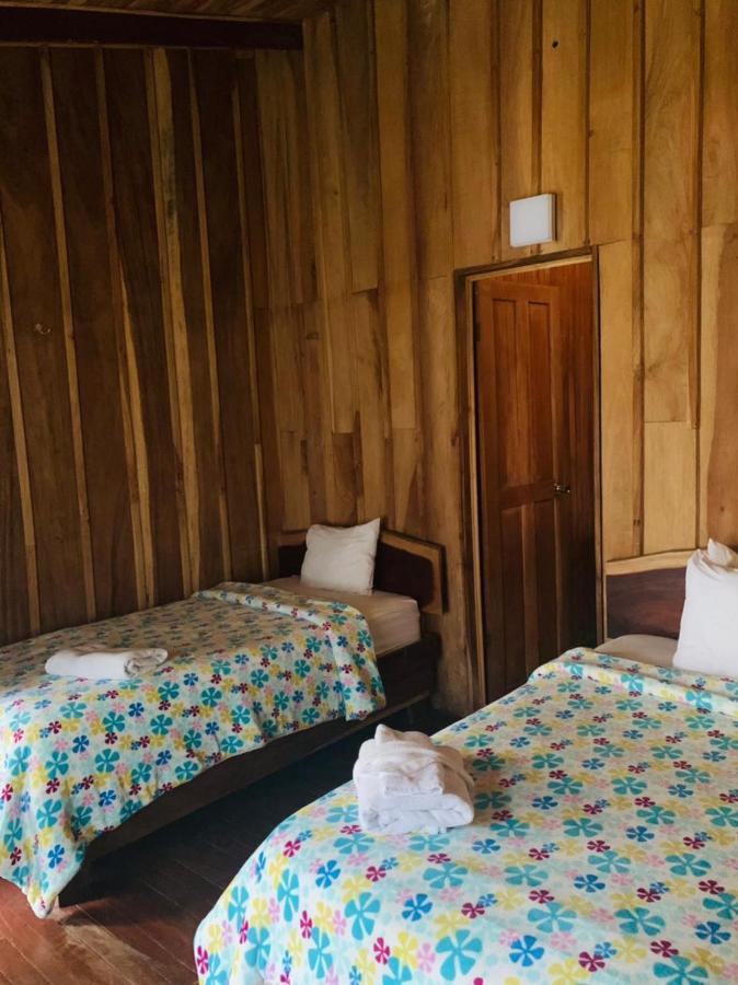 Hotel Quetzal Inn Monteverde Buitenkant foto