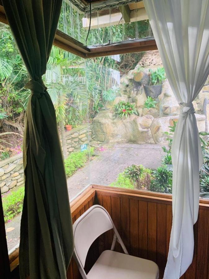 Hotel Quetzal Inn Monteverde Buitenkant foto