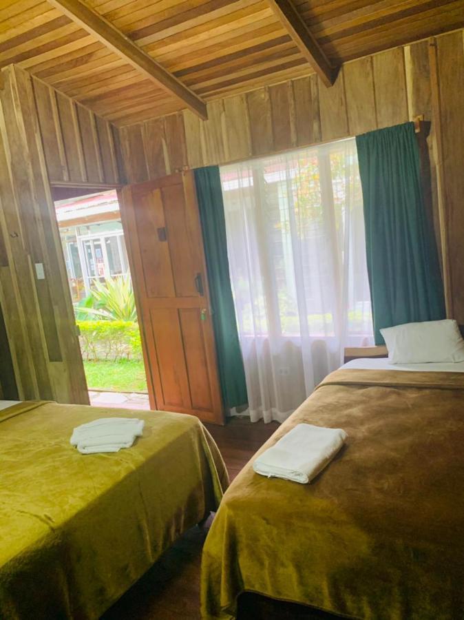Hotel Quetzal Inn Monteverde Buitenkant foto