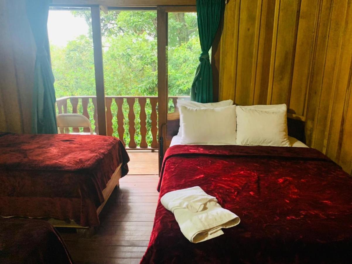 Hotel Quetzal Inn Monteverde Buitenkant foto