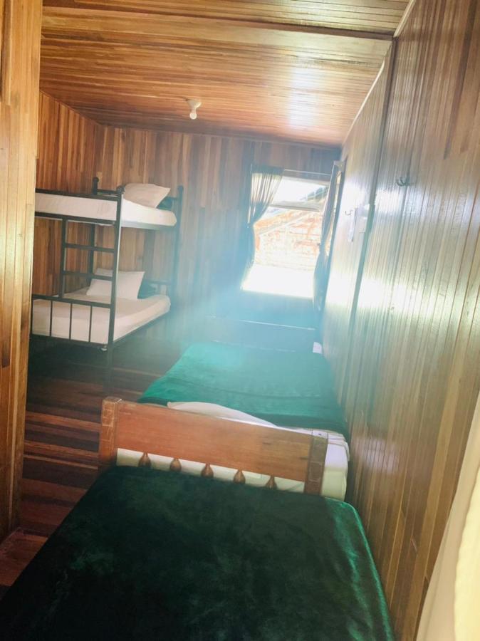 Hotel Quetzal Inn Monteverde Buitenkant foto